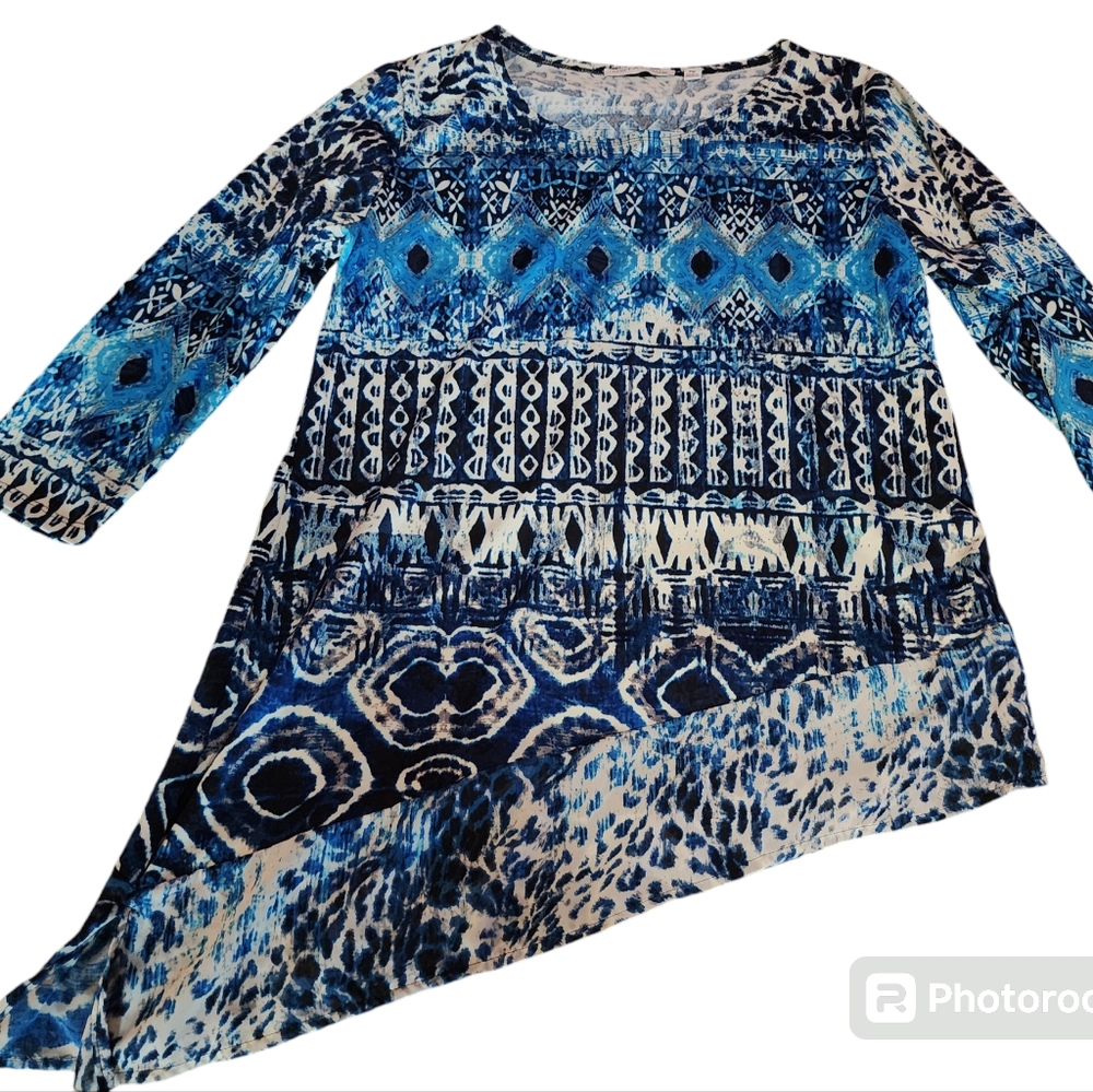 Ladies MP 3/4 sleeve asymmetrical hem shirt